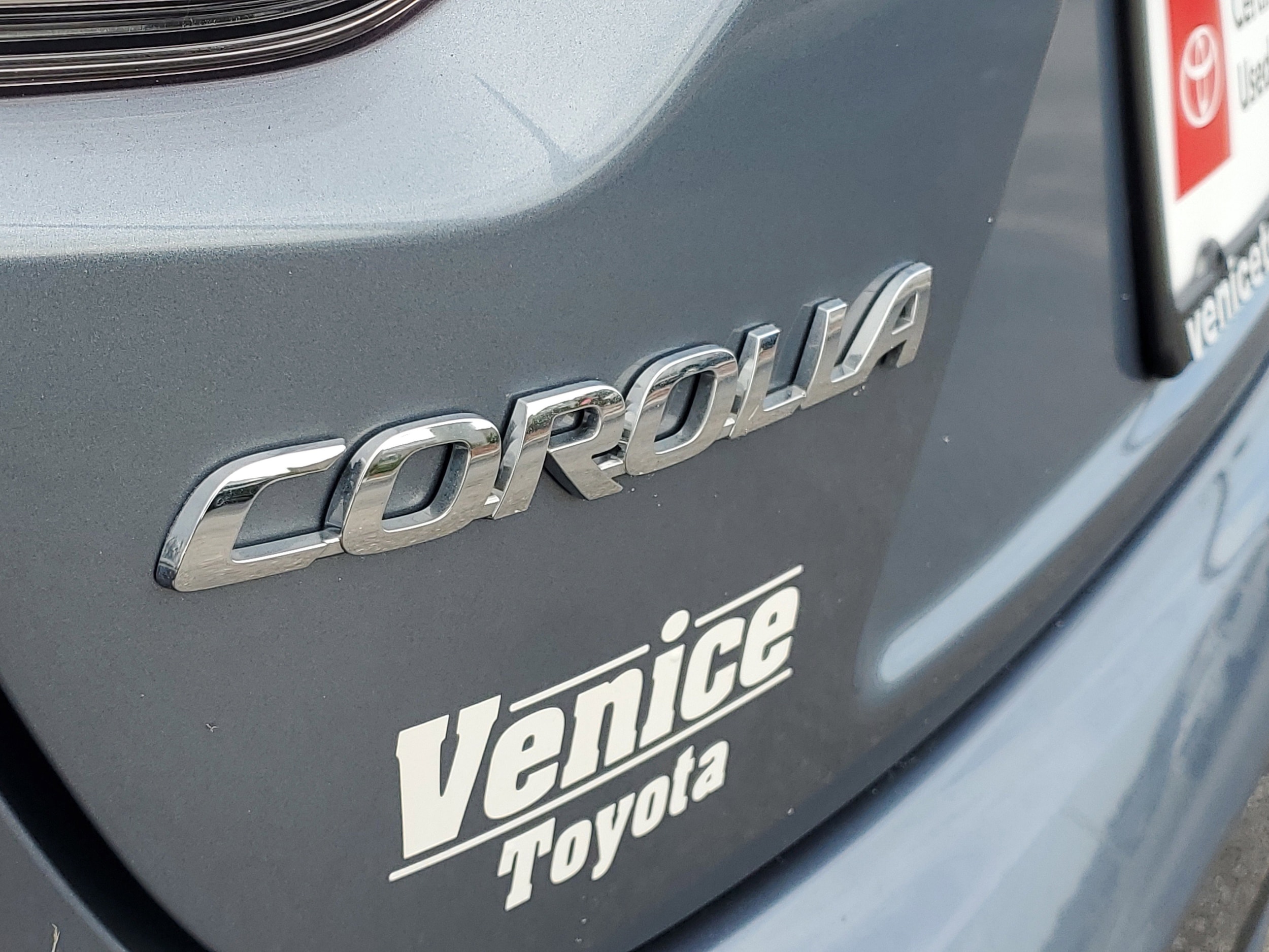 2022 Toyota Corolla LE - Photo 7