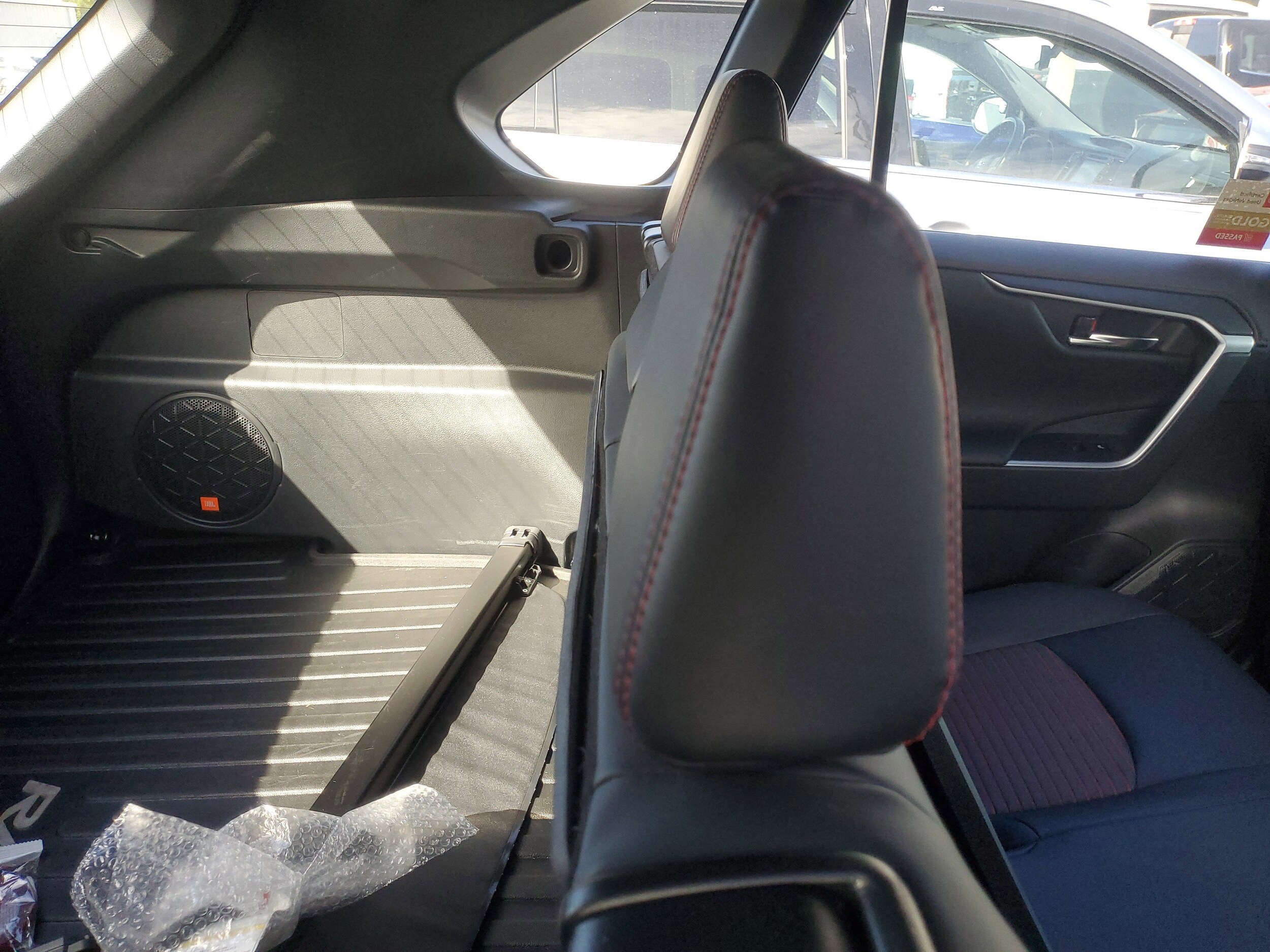 2024 Toyota RAV4 Prime XSE photo 4