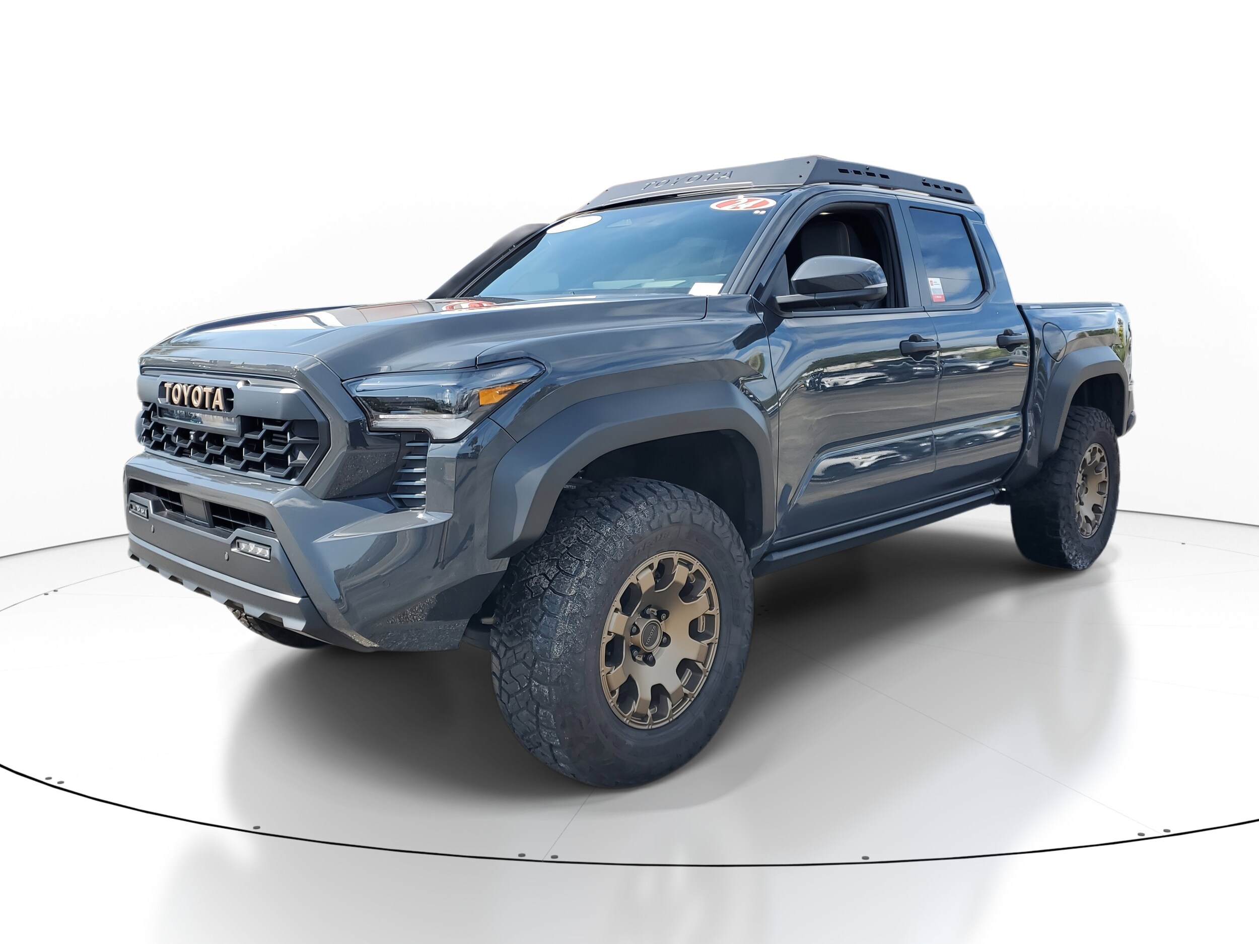2024 Toyota Tacoma 4x4 Trailhunter photo 2