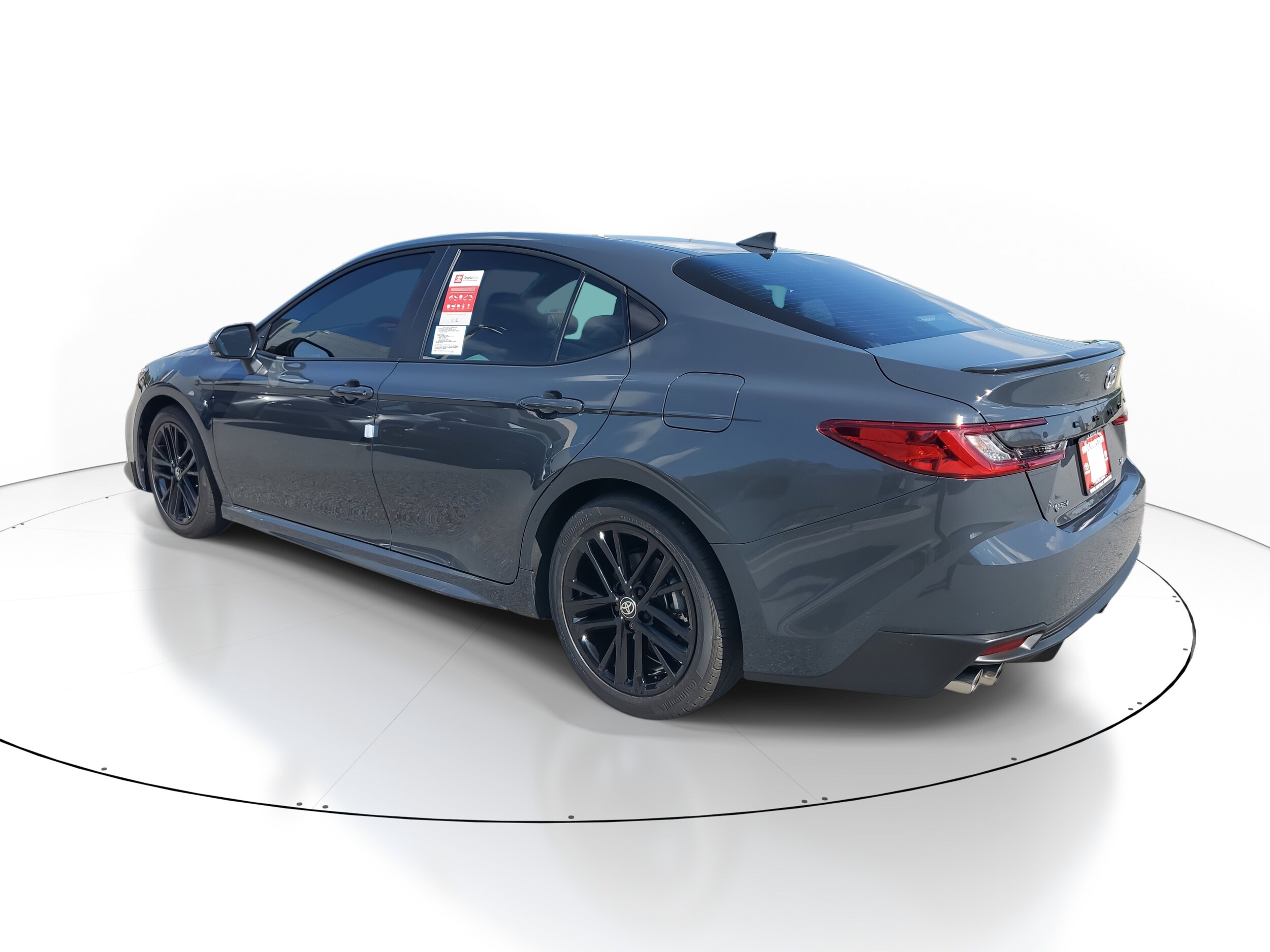 2025 Toyota Camry SE photo 3