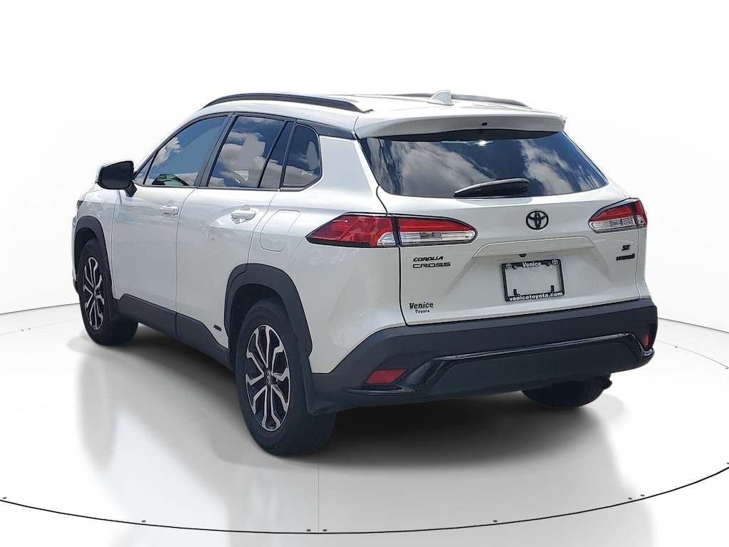 Used 2024 Toyota Corolla Cross Hybrid SE SUV