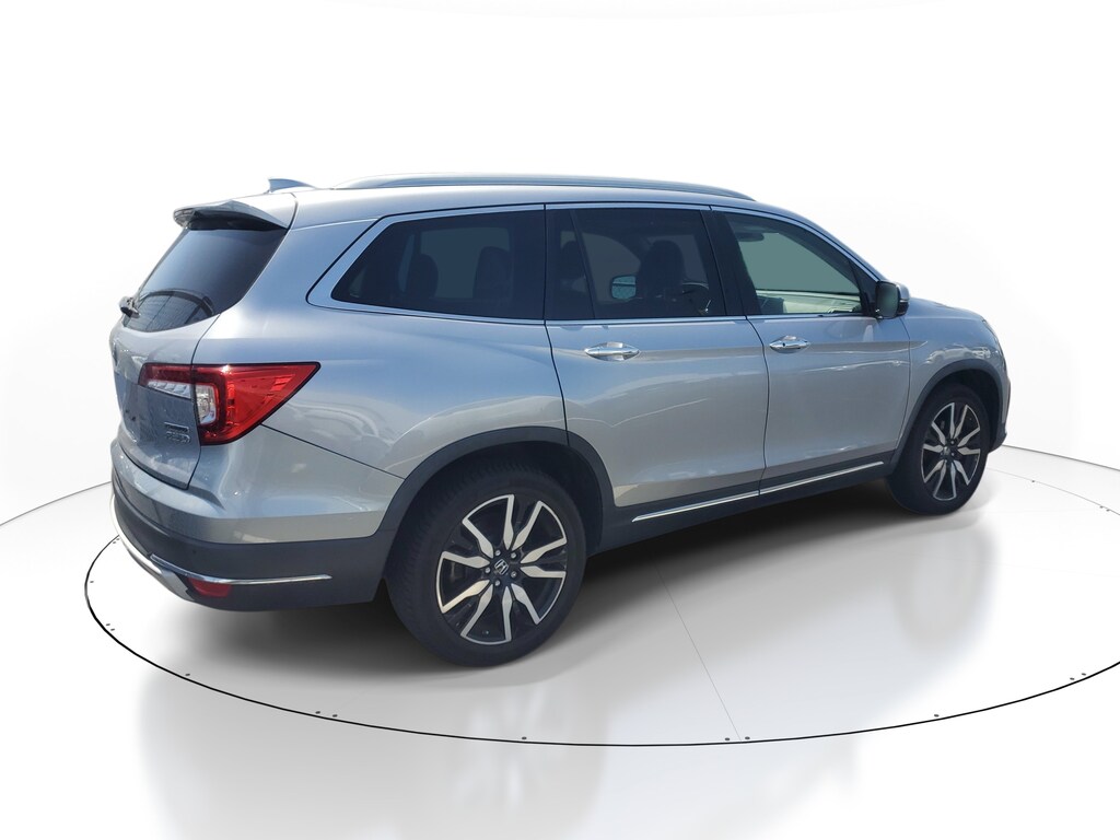 Used 2019 Honda Pilot Touring 7-Passenger AWD SUV