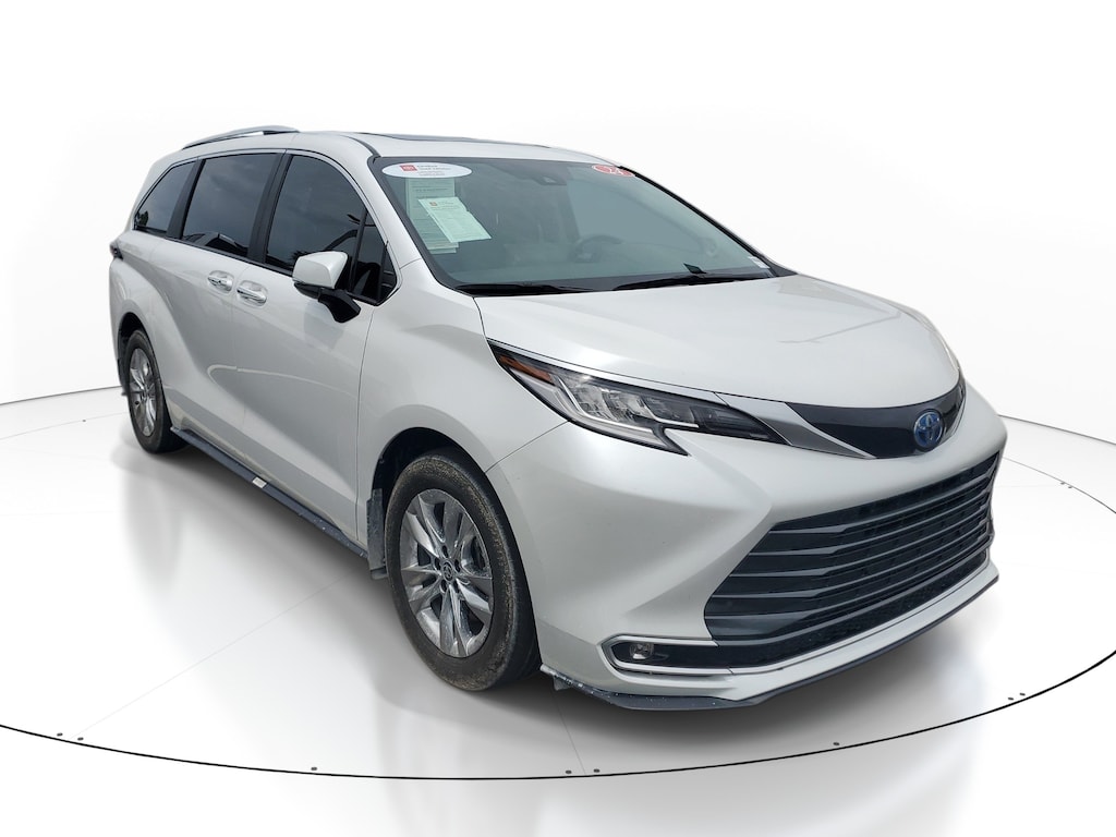 Certified 2024 Toyota Sienna Limited 7 Passenger Van Passenger Van