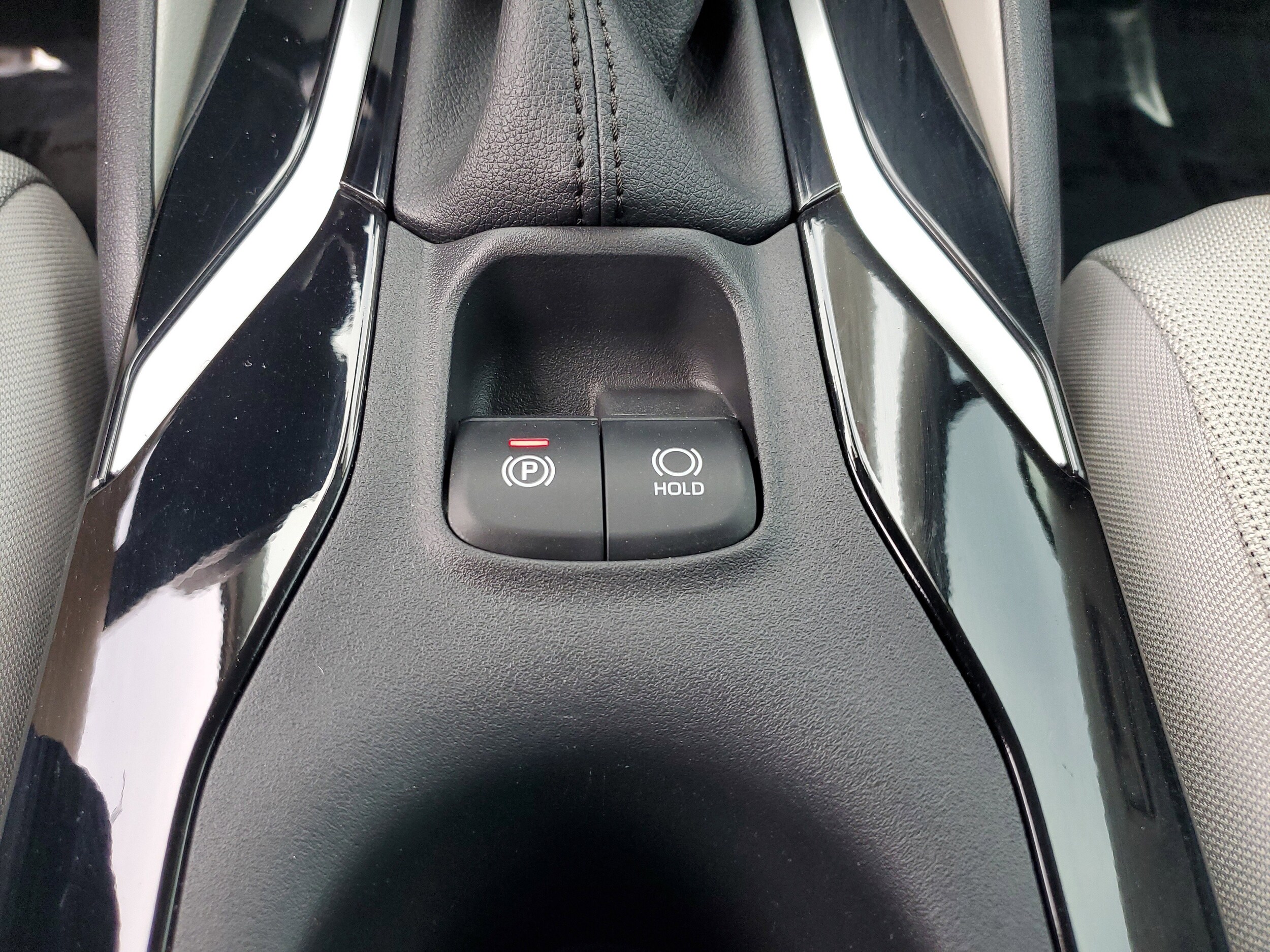 2022 Toyota Corolla LE - Photo 29