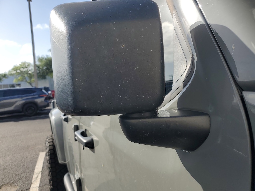 Used 2020 Jeep Gladiator Sport Truck Crew Cab