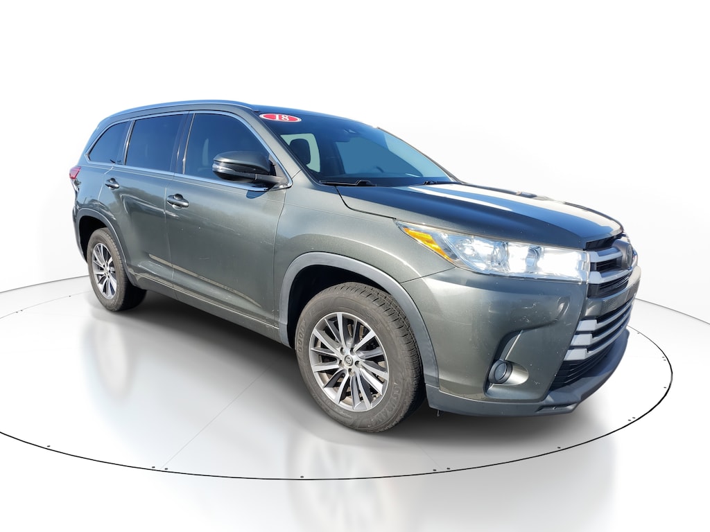Used 2018 Toyota Highlander XLE V6 SUV
