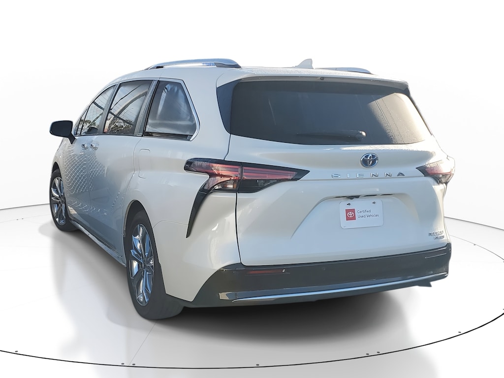 Certified 2021 Toyota Sienna Platinum 7 Passenger Van