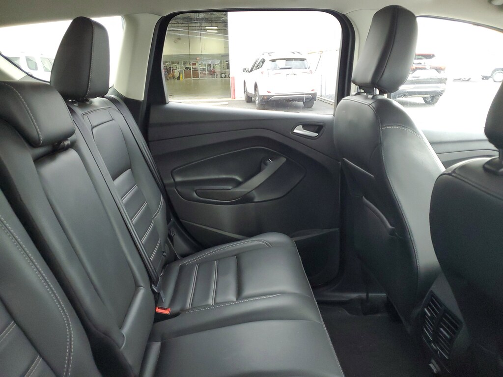 2019 Ford Escape SEL photo 3