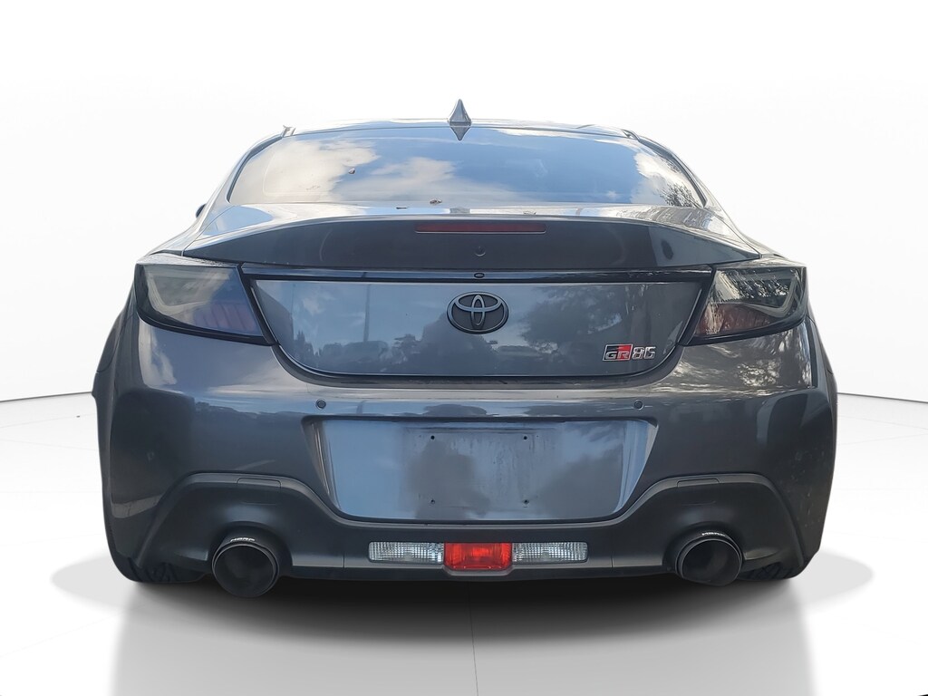 2022 Toyota GR86 Base photo 2