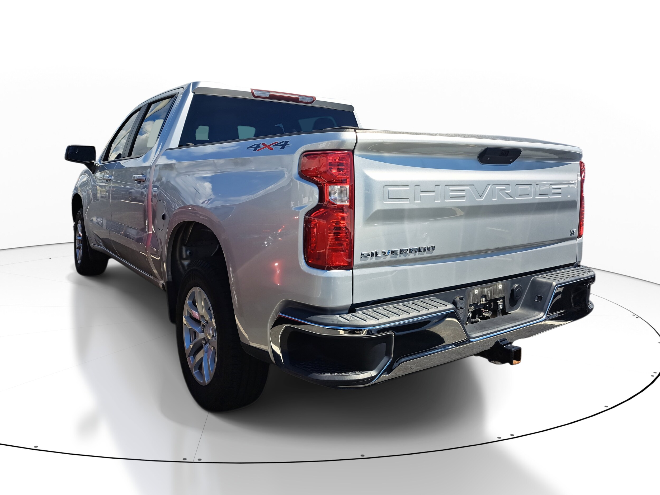 2021 Chevrolet Silverado 1500 LT photo 4