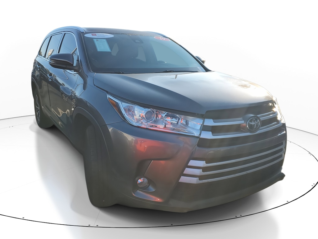 Certified 2019 Toyota Highlander XLE V6 SUV