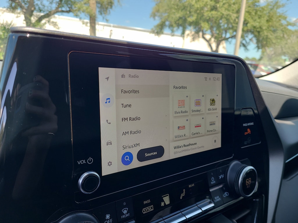 2024 Toyota Highlander LE photo 23