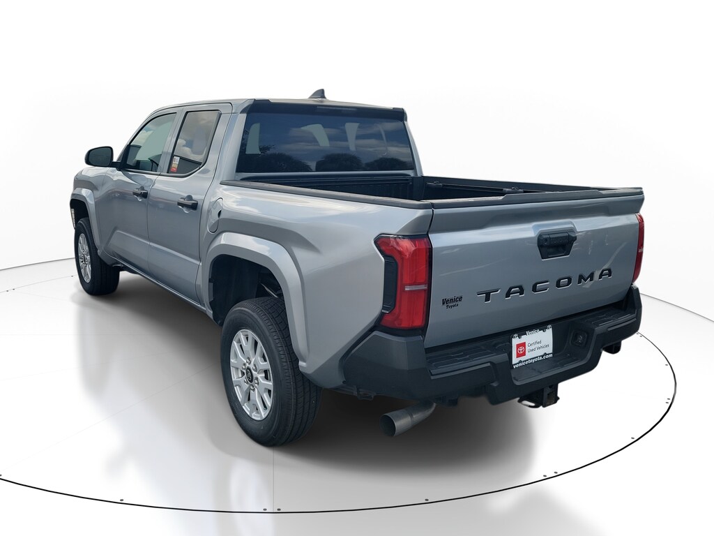 2024 Toyota Tacoma SR photo 3