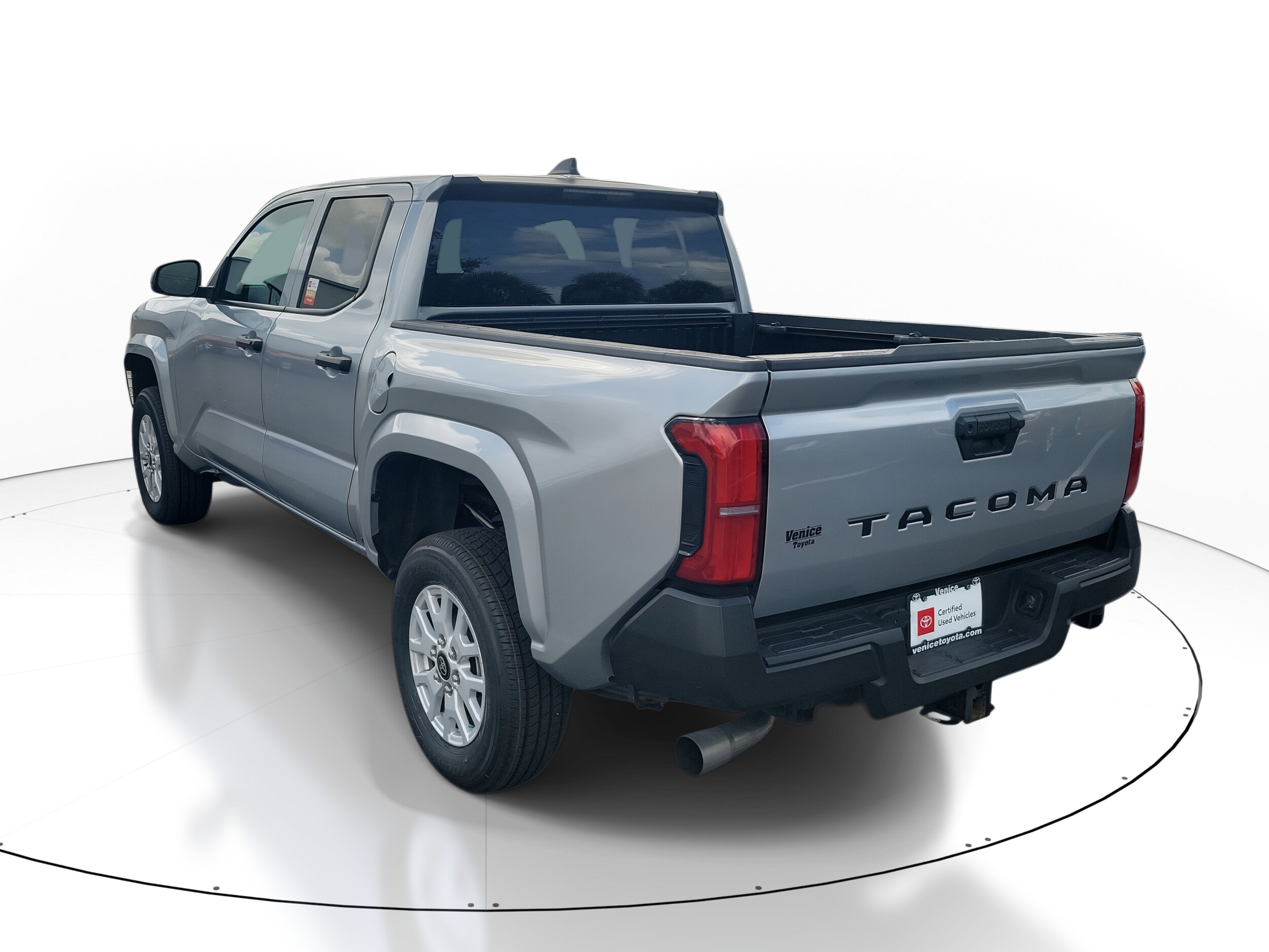 2024 Toyota Tacoma SR photo 3