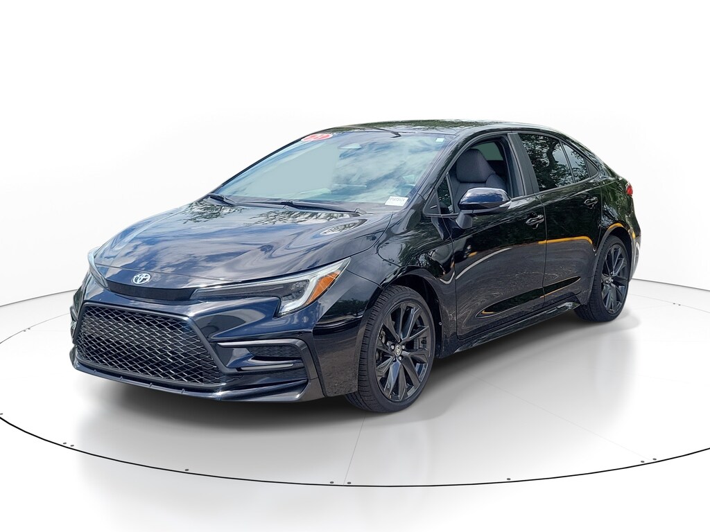 Used 2023 Toyota Corolla SE Sedan