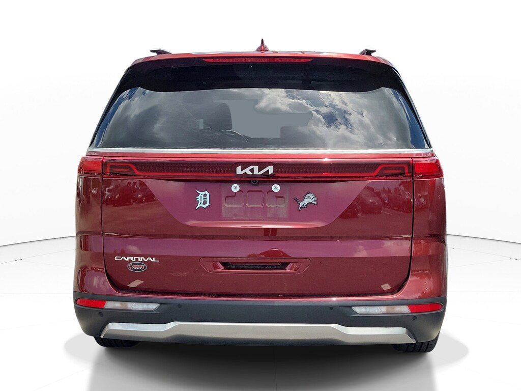 Used 2024 Kia Carnival SX Prestige MPV