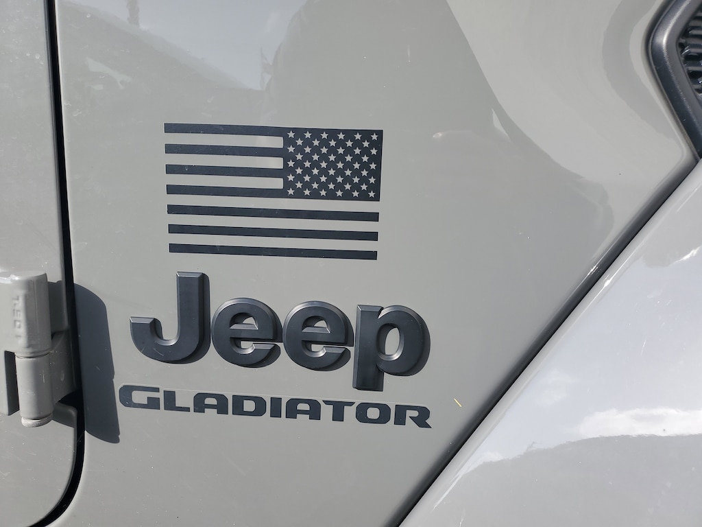Used 2020 Jeep Gladiator Sport Truck Crew Cab
