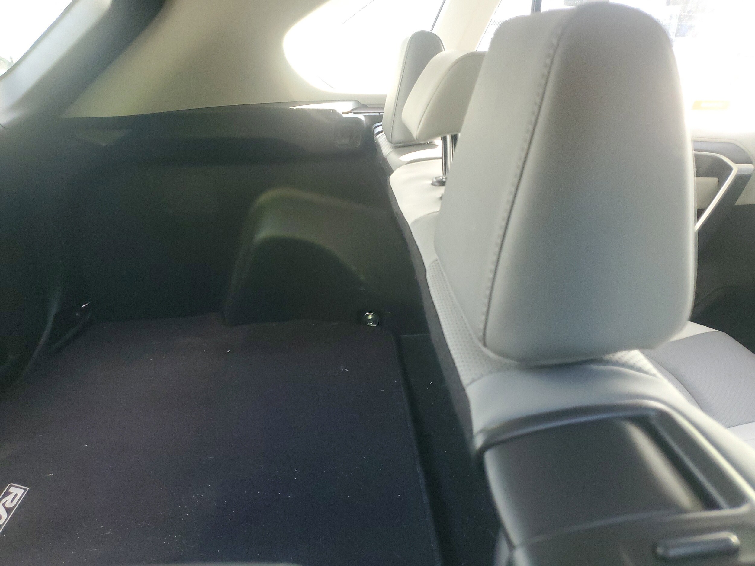 2019 Toyota RAV4 Limited photo 3