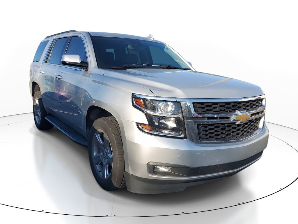 2020 Chevrolet Tahoe LT photo 2