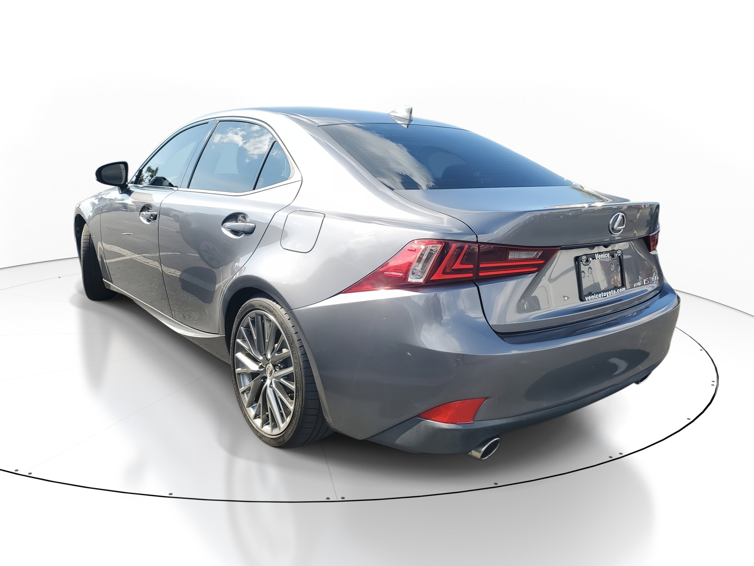 2016 Lexus IS 300 photo 3