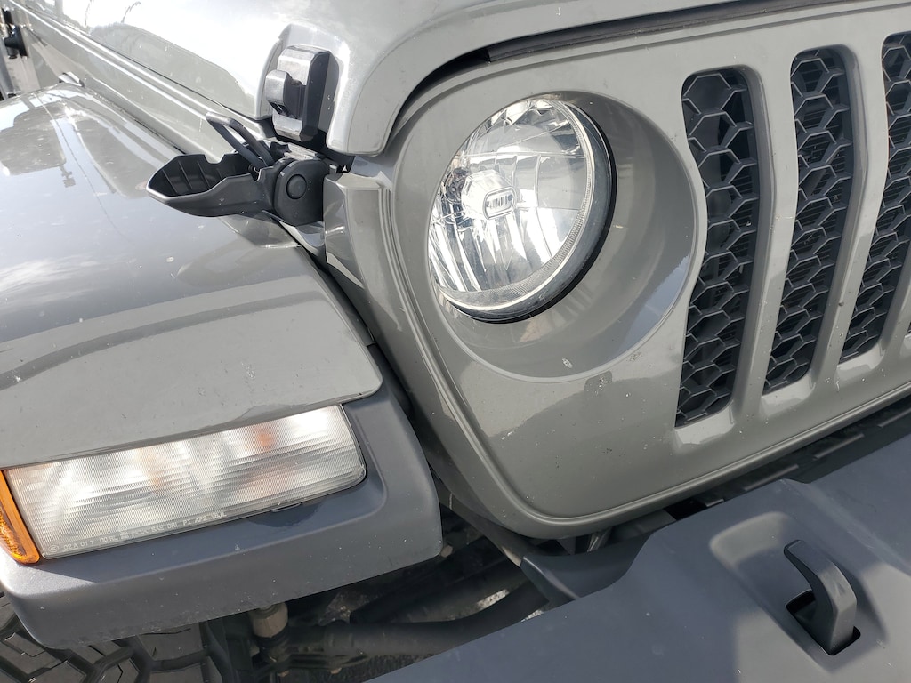 Used 2020 Jeep Gladiator Sport Truck Crew Cab