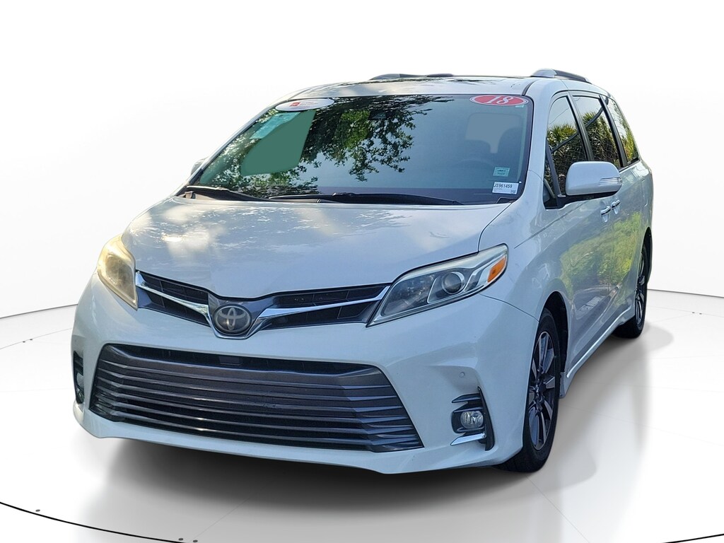 Certified 2018 Toyota Sienna XLE 7 Passenger Auto Access Seat Van Passenger Van