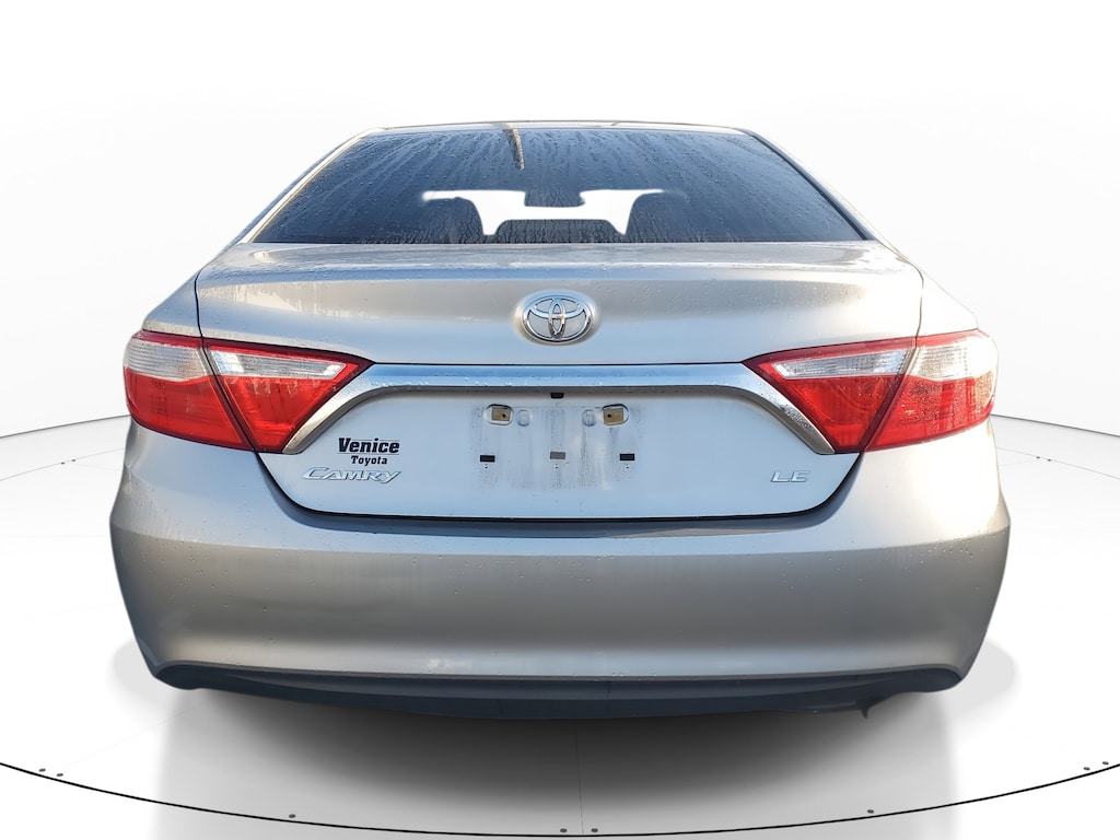 Used 2016 Toyota Camry LE Sedan