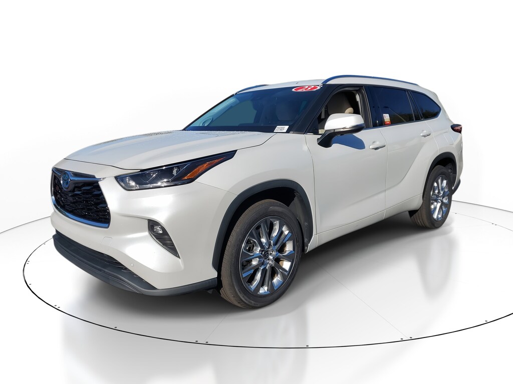 2023 Toyota Highlander Hybrid Limited photo 2