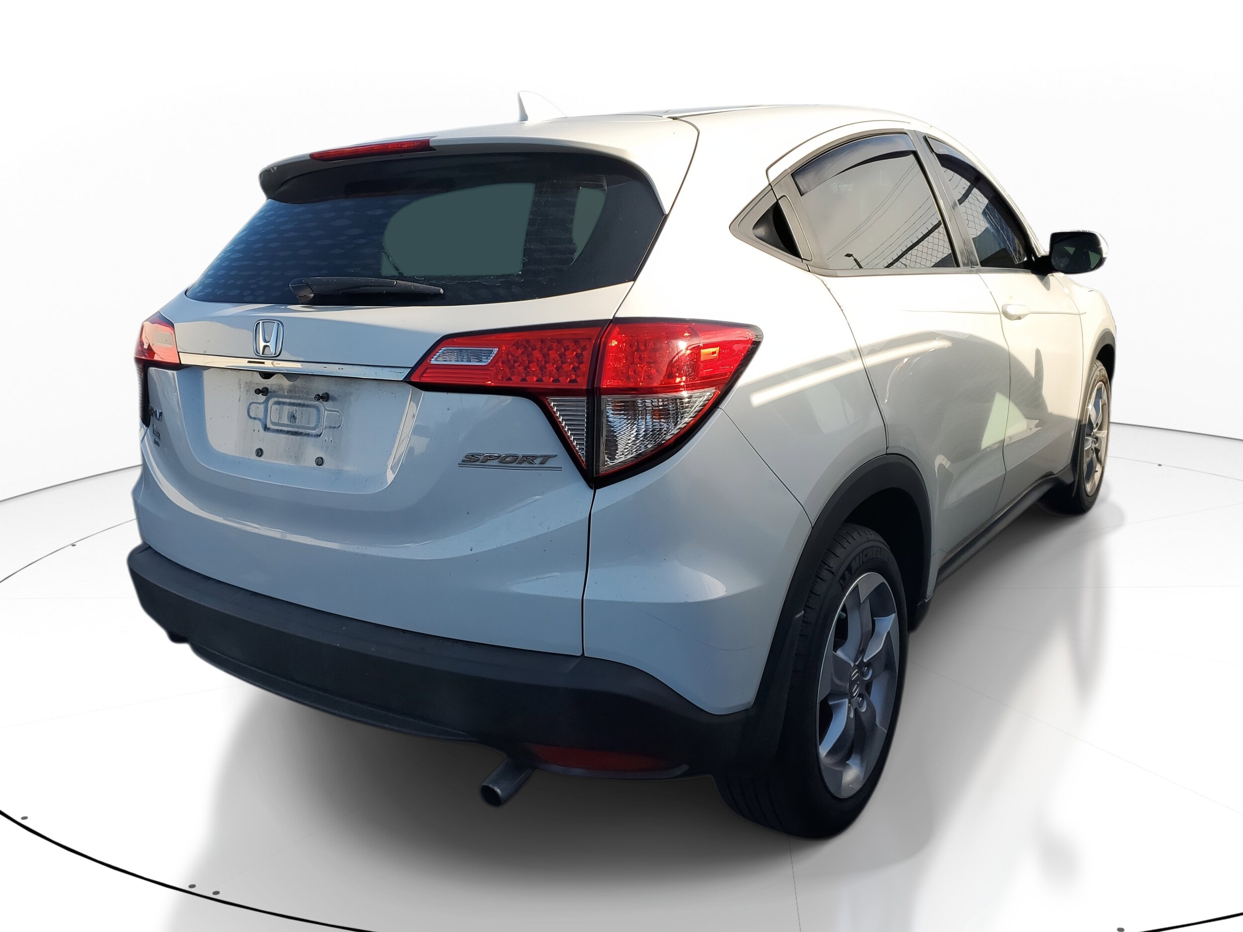 2019 Honda HR-V LX 2WD photo 2