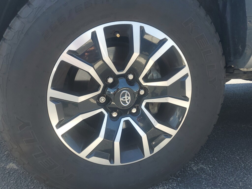 Certified 2022 Toyota Tacoma SR5 V6 Truck Double Cab