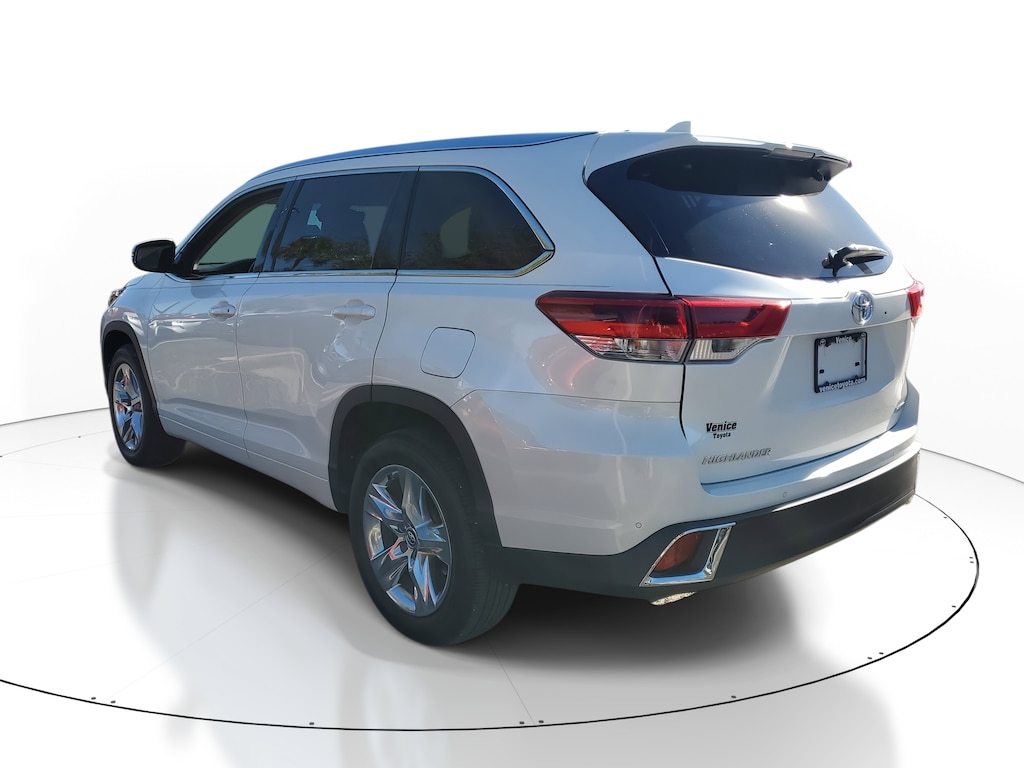 Used 2018 Toyota Highlander Limited V6 SUV
