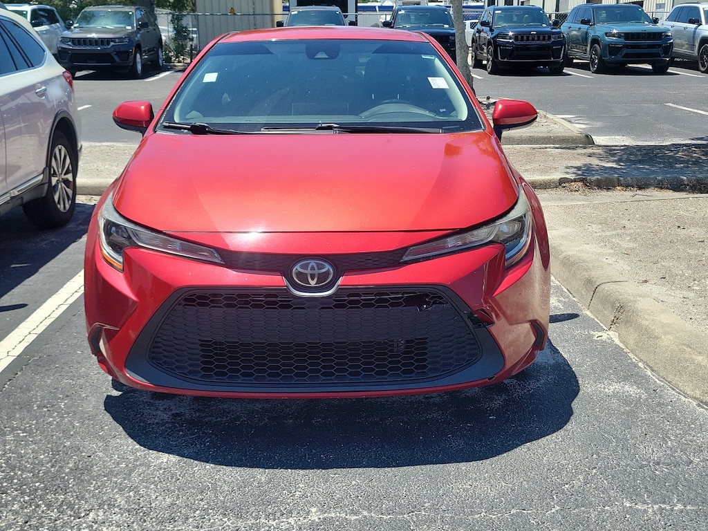 Used 2020 Toyota Corolla LE Sedan