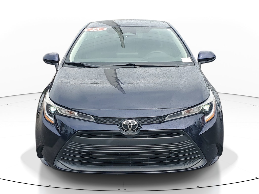 Used 2025 Toyota Corolla LE Sedan