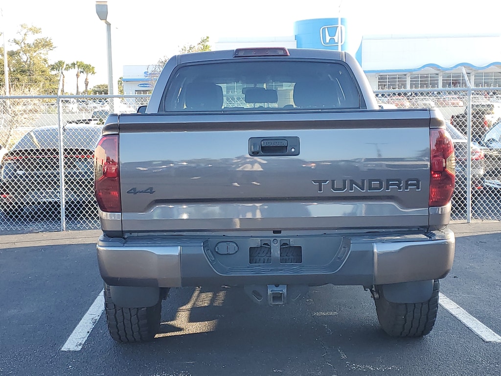 Used 2017 Toyota Tundra SR5 5.7L V8 w/FFV Truck CrewMax