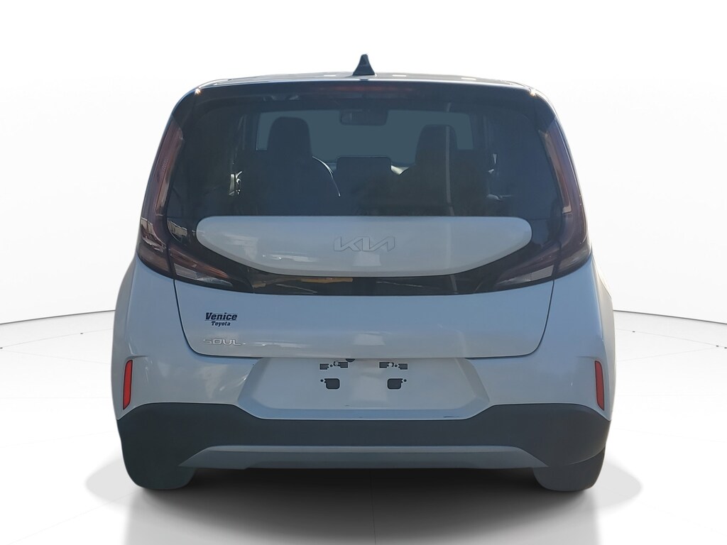 Used 2025 Kia Soul LX Hatchback