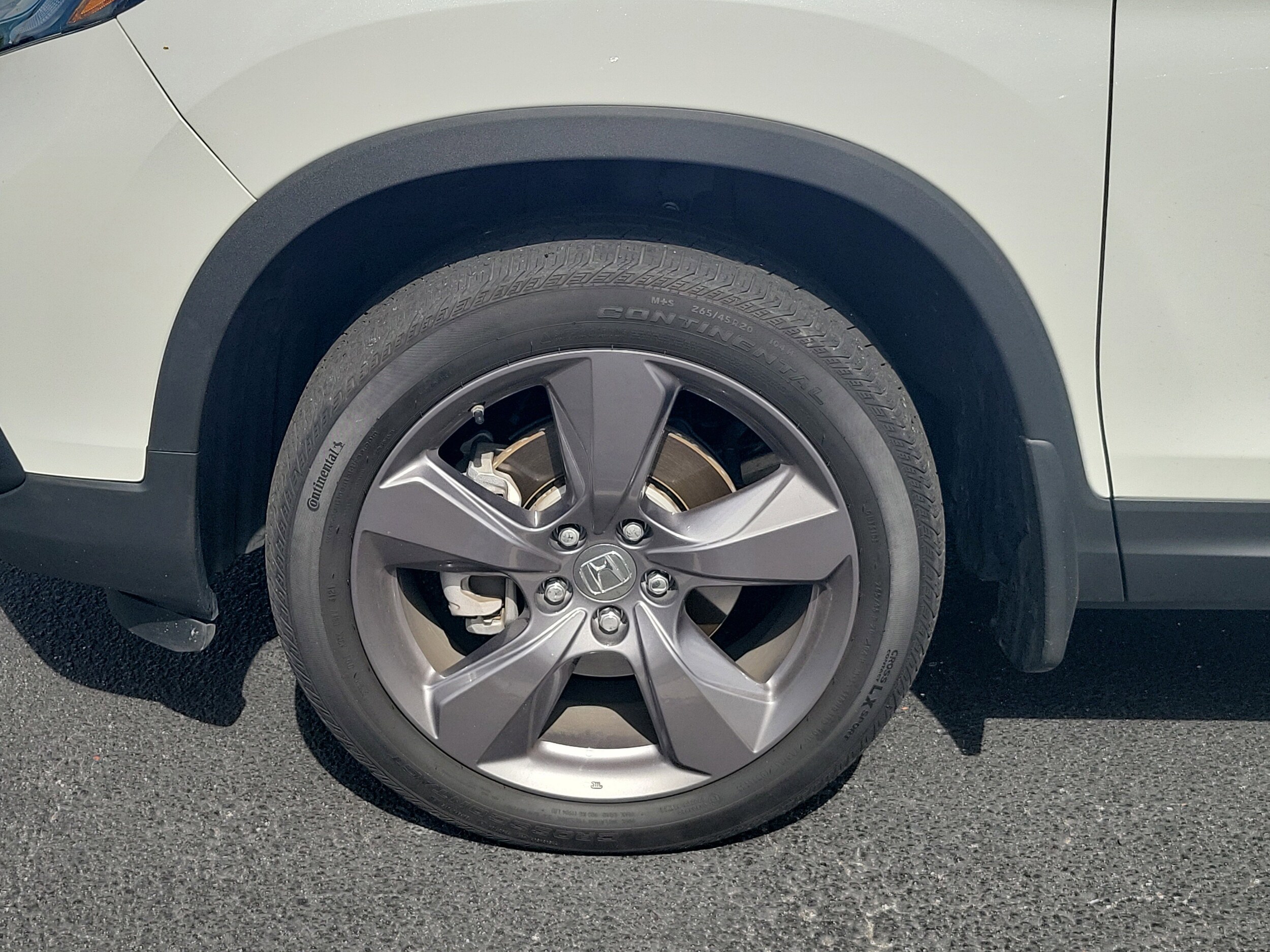 2021 Honda Passport Touring photo 3