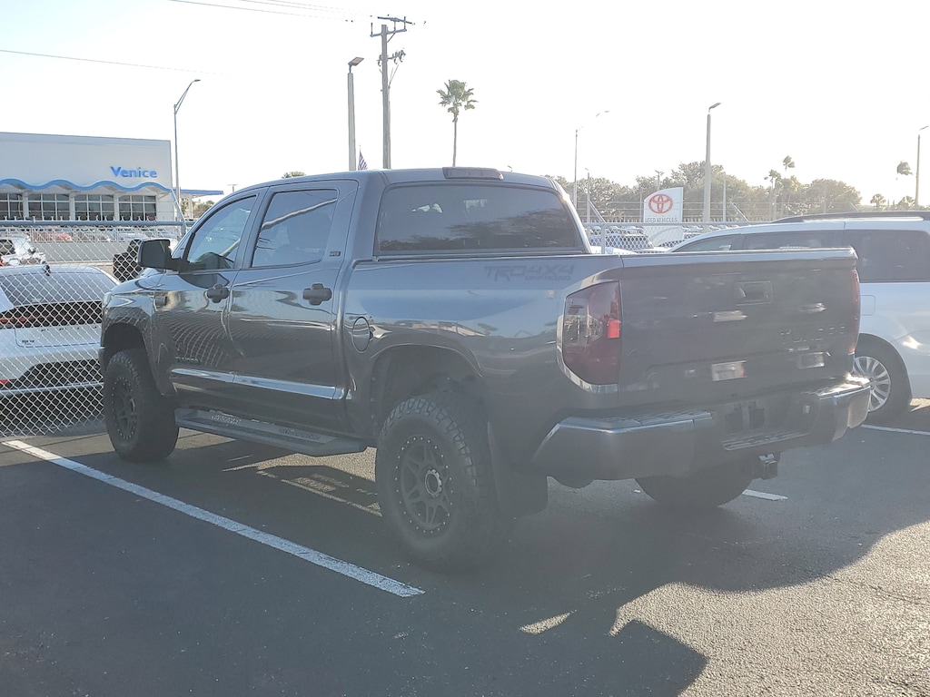 Used 2017 Toyota Tundra SR5 5.7L V8 w/FFV Truck CrewMax
