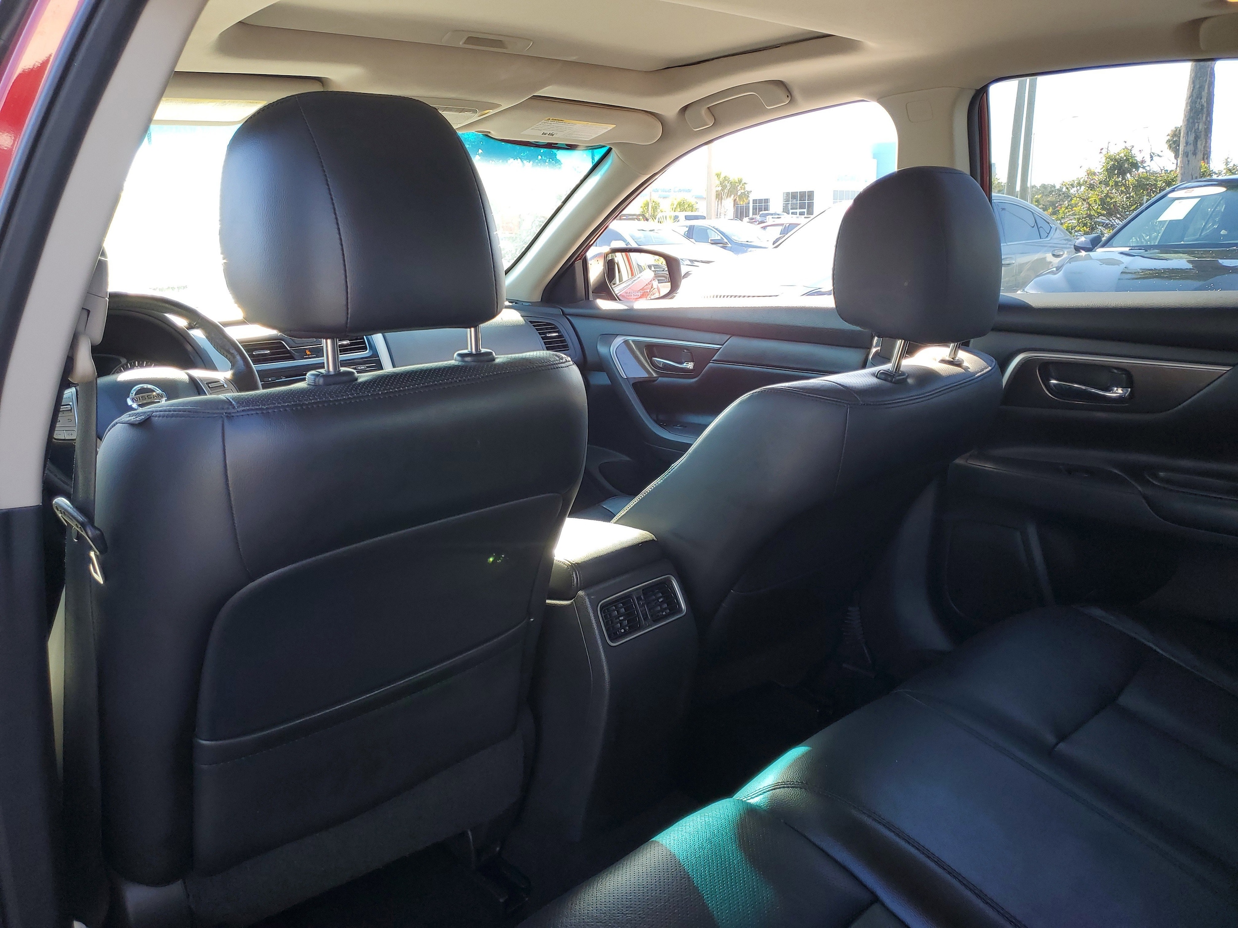2015 Nissan Altima SL - Photo 10