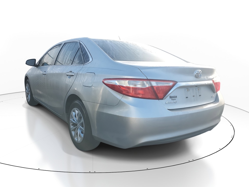 Used 2016 Toyota Camry LE Sedan