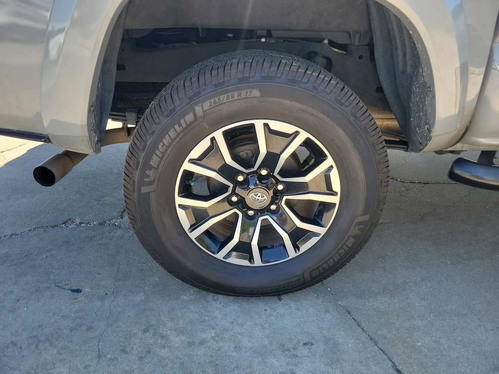 Certified 2021 Toyota Tacoma SR5 V6 Truck Double Cab