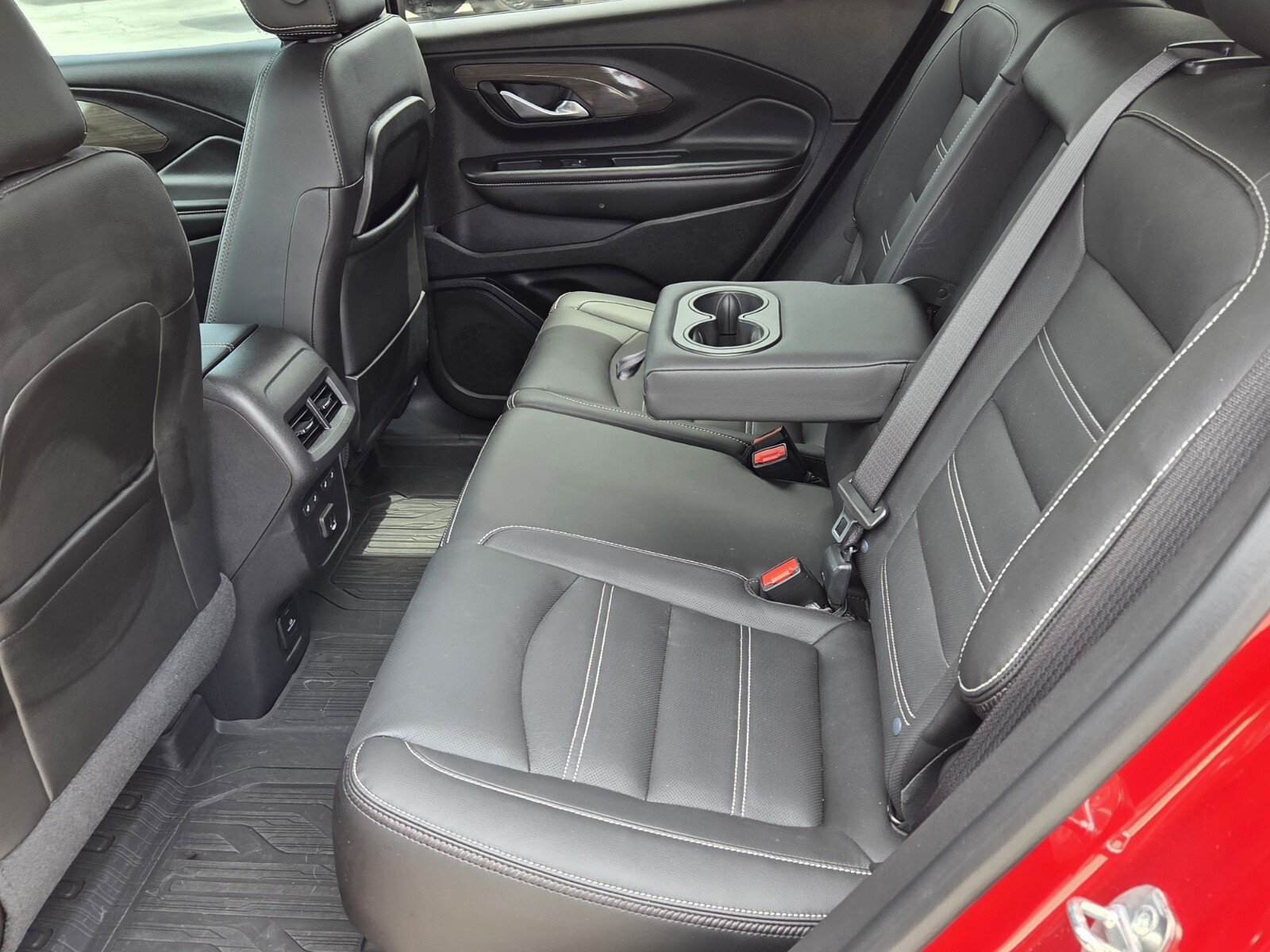 Used 2024 GMC Terrain Denali SUV