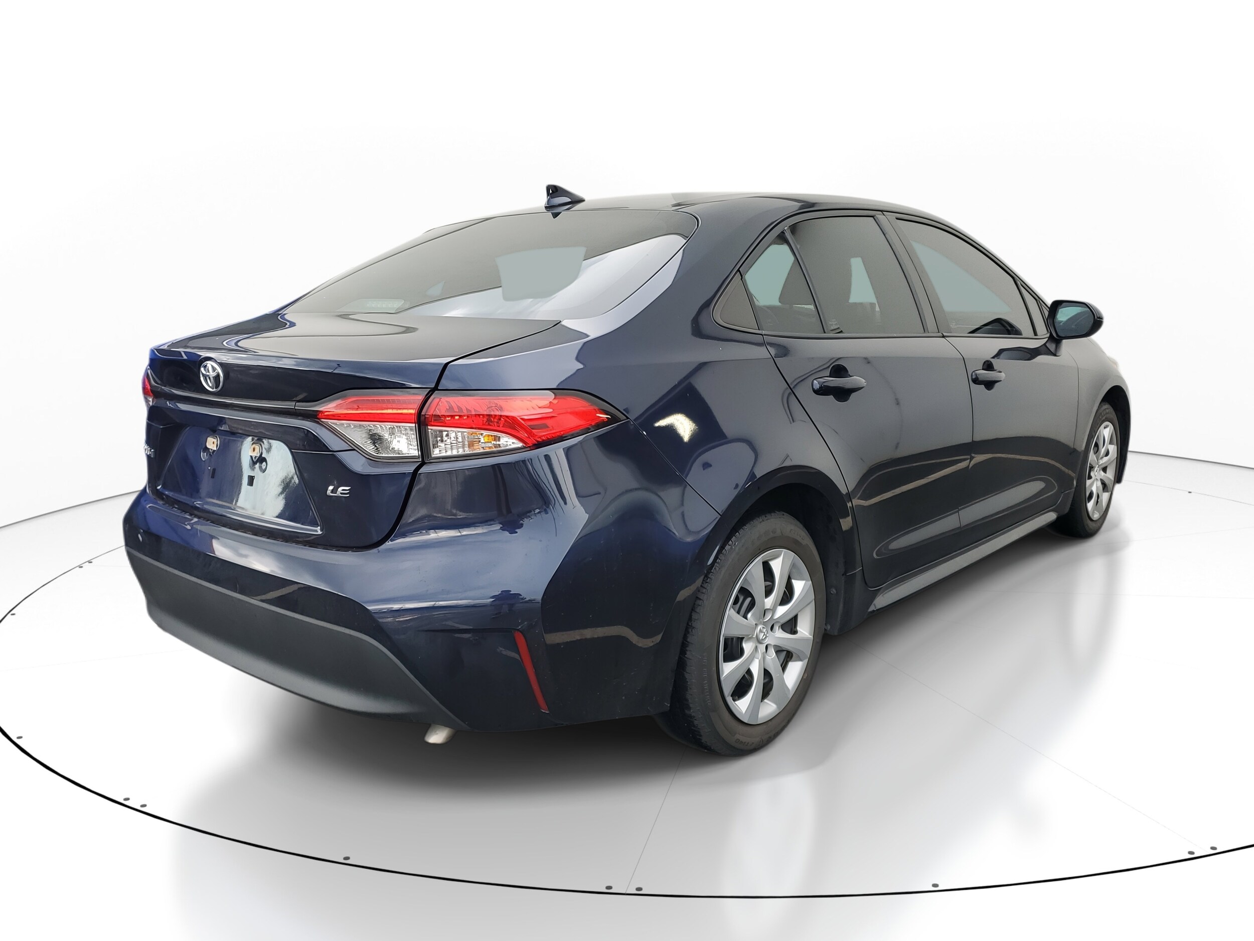 2023 Toyota Corolla LE photo 3
