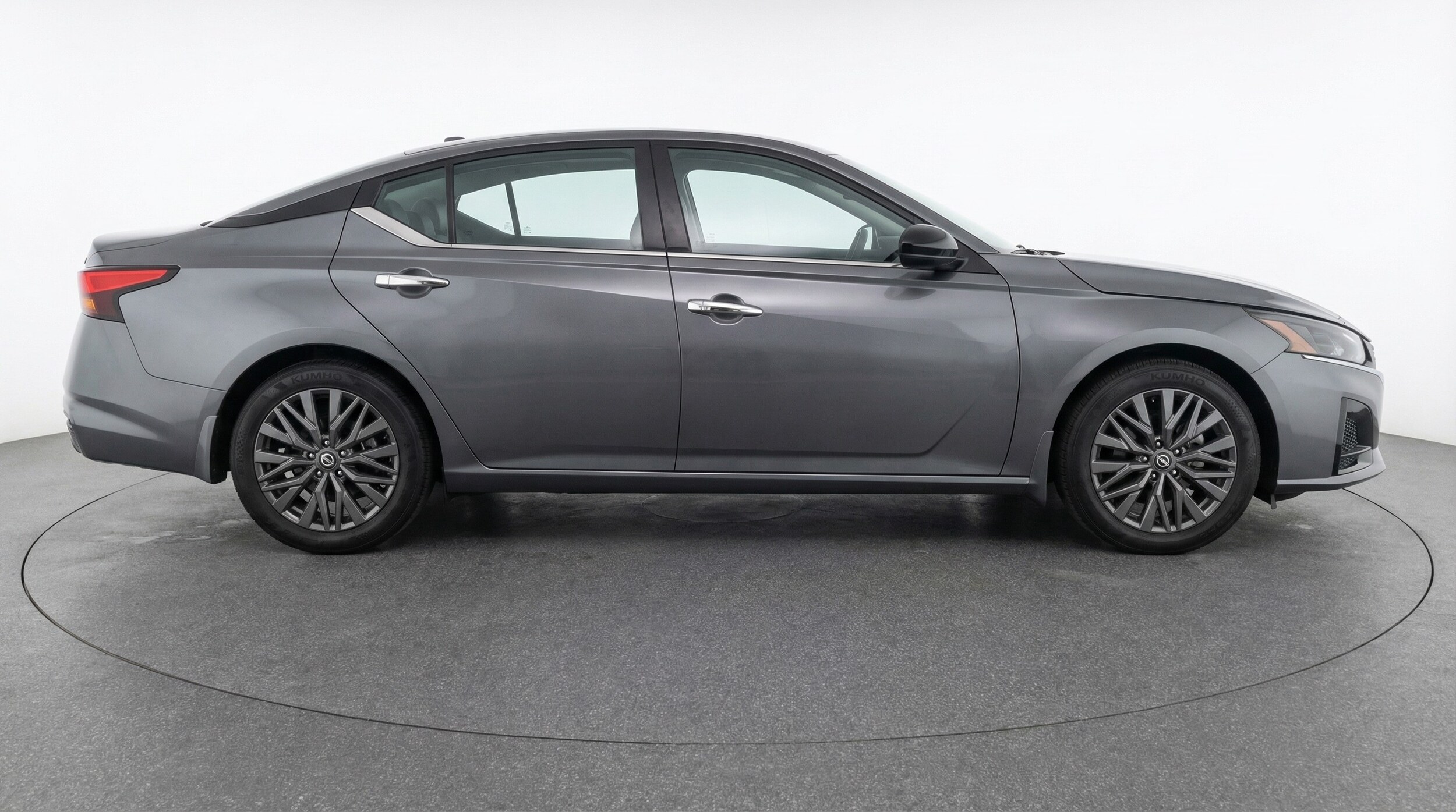 Thumbnail: 2025 Nissan Altima - 8