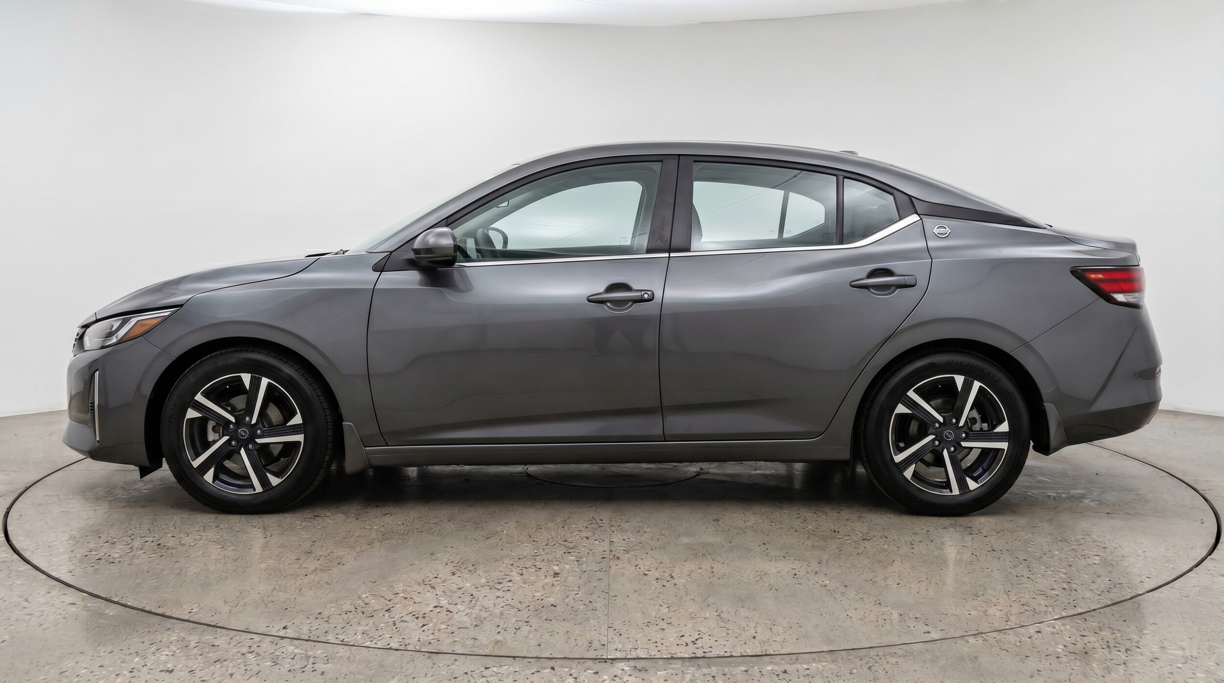 Thumbnail: 2025 Nissan Sentra - 4