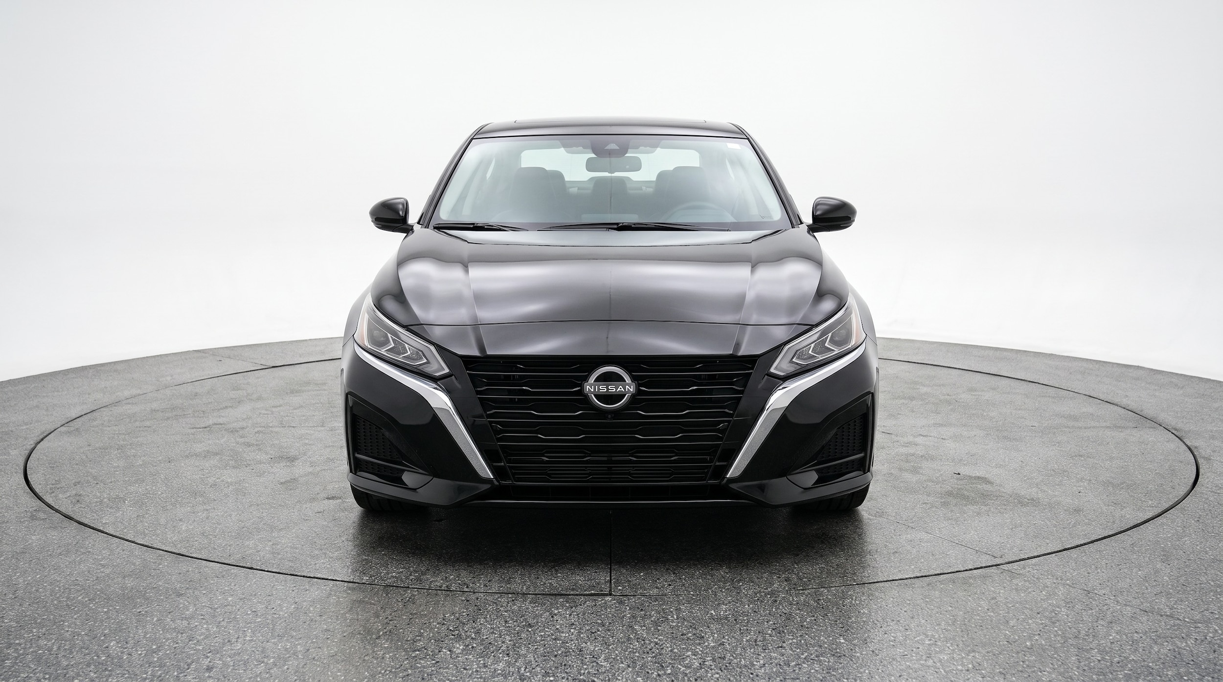 Thumbnail: 2025 Nissan Altima - 2