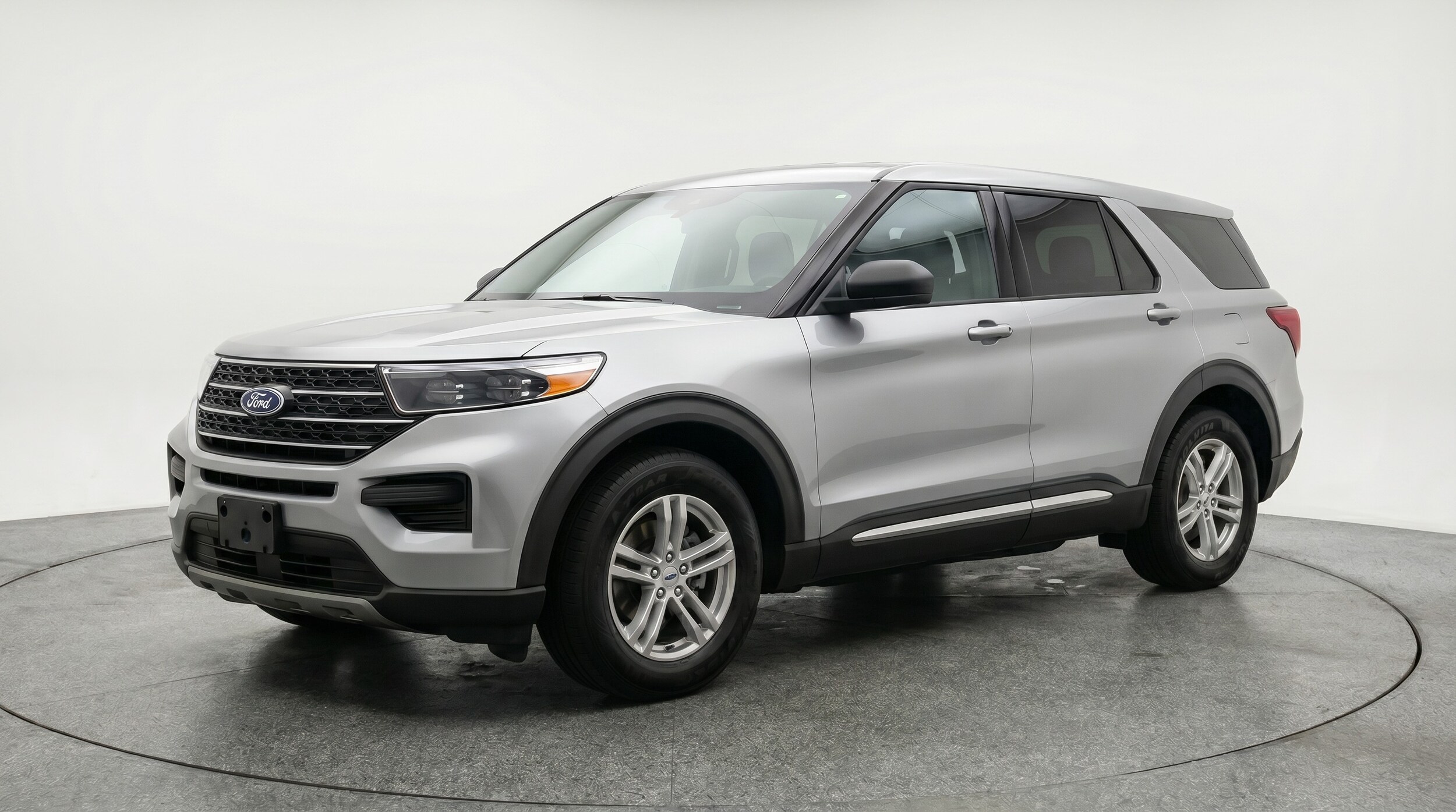 Thumbnail: 2024 Ford Explorer - 3