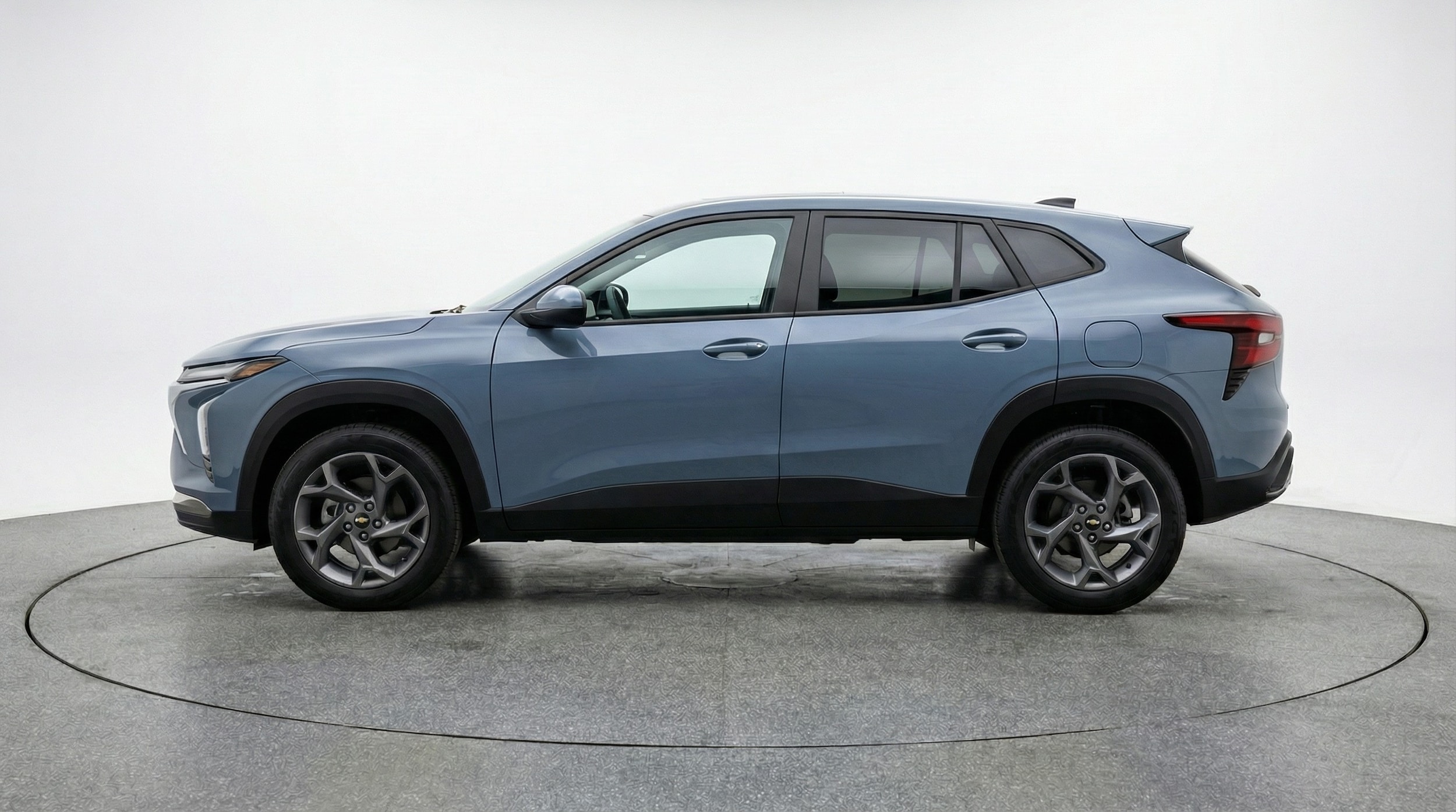 Thumbnail: 2025 Chevrolet Trax - 4