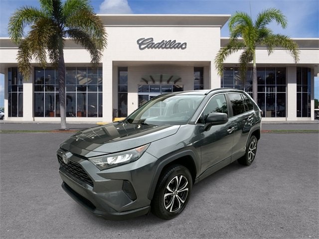 2019 Toyota RAV4 LE
