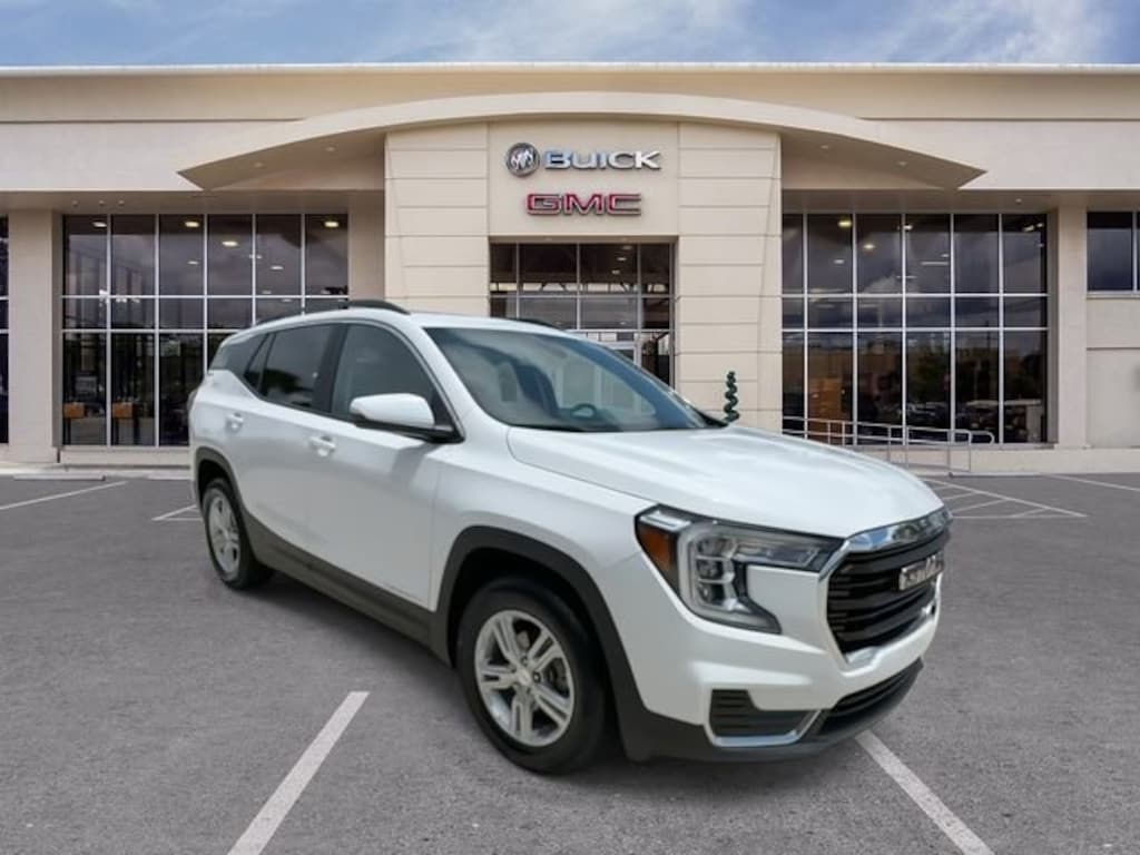 Used 2023 GMC Terrain SLE SUV