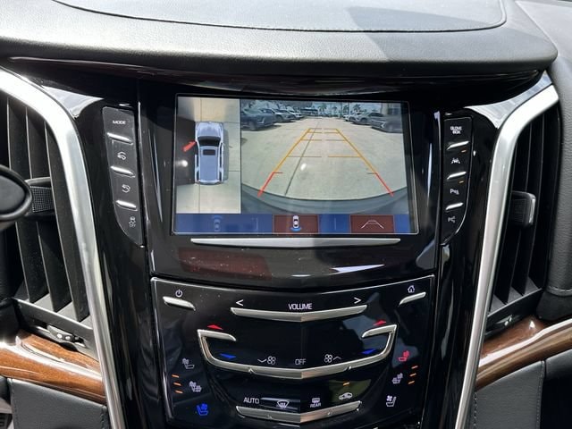 2020 Cadillac Escalade Premium Luxury - Photo 25